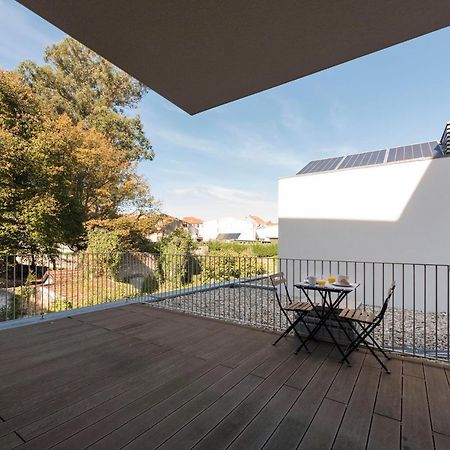 Lovelystay - Primrose 2Br Flat With Free Parking, Ac And Balcony Порту Экстерьер фото