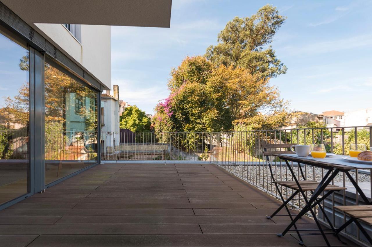 Lovelystay - Primrose 2Br Flat With Free Parking, Ac And Balcony Порту Экстерьер фото
