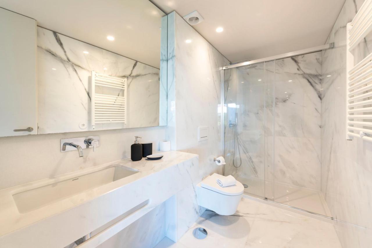 Lovelystay - Primrose 2Br Flat With Free Parking, Ac And Balcony Порту Экстерьер фото