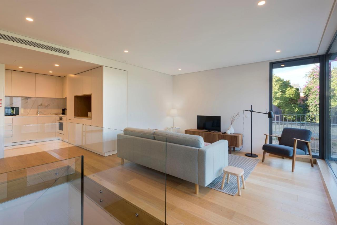 Lovelystay - Primrose 2Br Flat With Free Parking, Ac And Balcony Порту Экстерьер фото